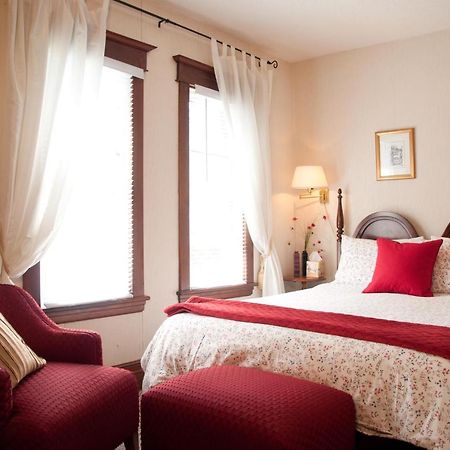 Homestead House B&B Хамилтън Екстериор снимка