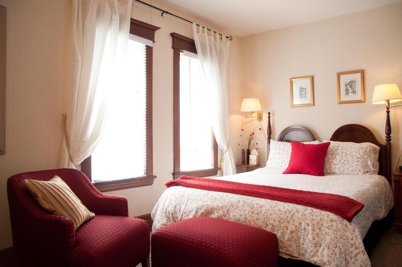 Homestead House B&B Хамилтън Екстериор снимка