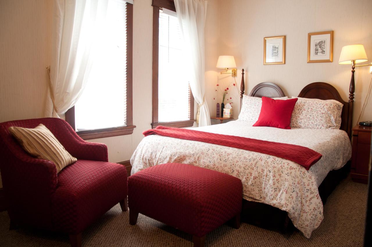 Homestead House B&B Хамилтън Екстериор снимка