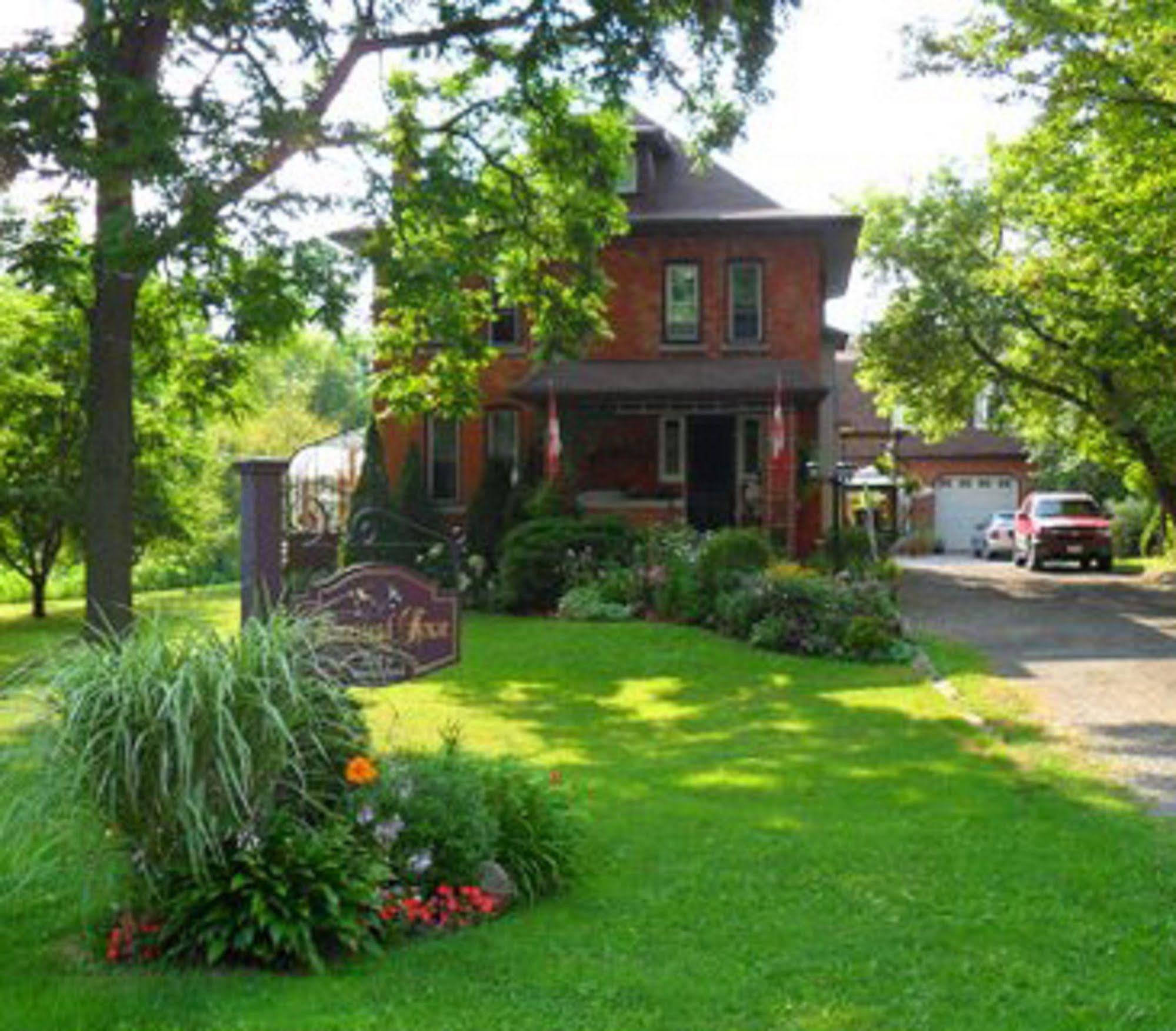 Homestead House B&B Хамилтън Екстериор снимка